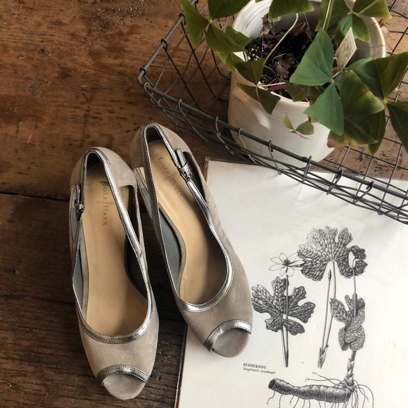 Cole Haan Taupe and Sliver Peep Toe Heels 9 - Picture 1 of 8